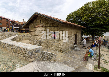 Nessebar, Bulgarie - le 21 août 2017 : l'église du Saint Sauveur (sveti spas) dans le patrimoine mondial de l'Unesco ville de Nessebar. Banque D'Images