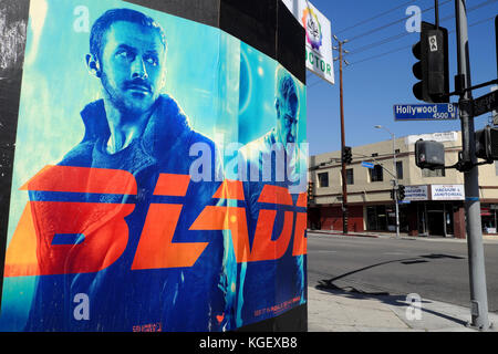'BLADE RUNNER' 2049 billboard affiche publicitaire sur un accaparement à Hollywood et Sunset Boulevard à Los Angeles, Californie KATHY DEWITT Banque D'Images