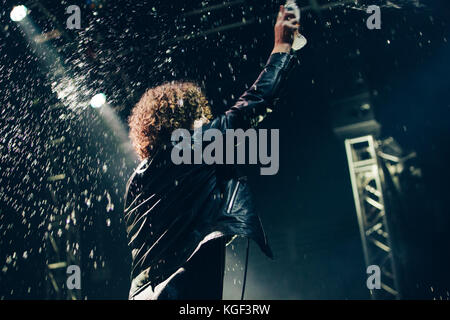 Leeds, UK. 05Th nov, 2017. Le Pigeon Detectives at o2 academy, Leeds, UK Crédit : daniel easton/Alamy live news Banque D'Images