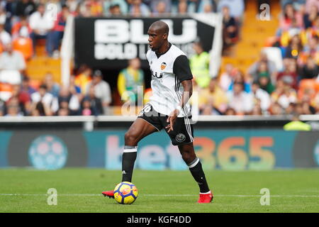 Geoffrey Kondogbia (Valence), 4 NOVEMBRE 2017 - Football / Football : match espagnol 'la Liga Santander' Valencia CF 3-0 CD Leganes au stade Mestalla de Valence, Espagne. (Photo de Mutsu Kawamori/AFLO) [3604] Banque D'Images