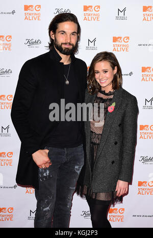 Jamie Jewitt et Camilla Thurlow participant au gala MTV rester en vie qui a eu lieu au 100 Wardour St, Londres. Date de la photo: Mercredi 8 novembre 2017. Voir l'histoire de PA SHOWBIZ MTV. Le crédit photo devrait se lire comme suit : Ian West/PA Wire. Banque D'Images