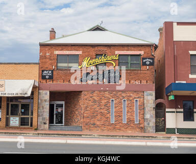 Moonshiners Honky Tonk Bar à l'hôtel de famille, Tamworth NSW Australie. Banque D'Images