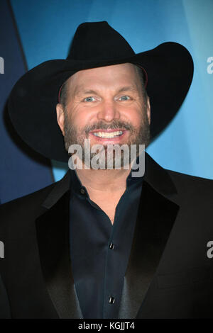 Nashville, Tennessee, USA. Nov 8, 2017. Garth Brooks au 51ème cma awards annuel, le plus grand de la musique country, musique de nuit s'est tenue au centre-ville. crédit : laura farr/admedia/zuma/Alamy fil live news Banque D'Images