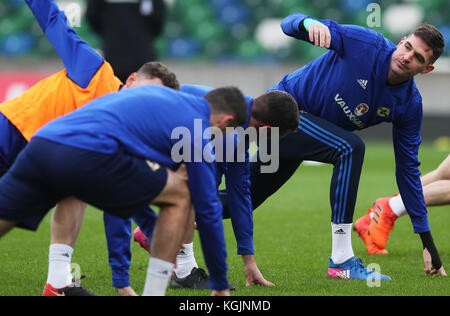 Kyle Lafferty, en Irlande du Nord, pendant l'entraînement à Windsor Park, Belfast. Banque D'Images