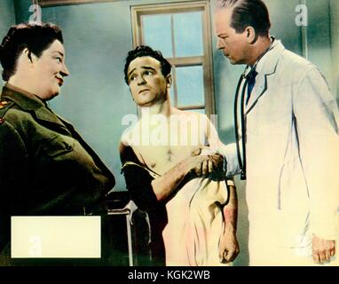 Poursuivre le sergent (1958) , Kenneth Connor , Hattie Jacques Banque D'Images