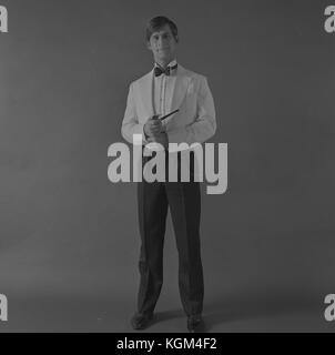 Mort sur le Nil (1978) , Simon MacCorkindale Date : 1978 Banque D'Images