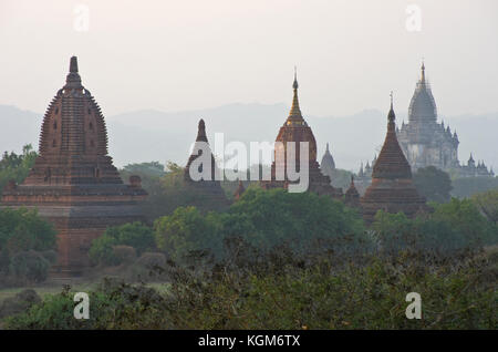 Pagodes anciennes à Bagan Myanmar Banque D'Images