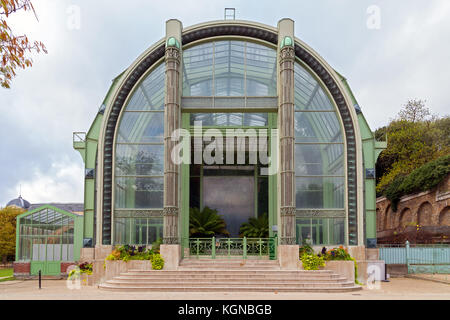 Glasshouse, Musée d'Histoire Naturelle, le jardins des plantes et la Grande Galerie, Paris, France. Banque D'Images