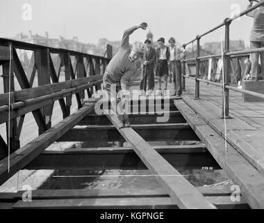 L'aimant (1950) , James Fox (puis facturés comme William) Banque D'Images