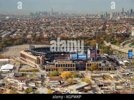 New York - 3 novembre, 2015 : Citi Field dans le Queens new york city attend les foules pour le jeu suivant les mets de New York le 3 novembre 2015 aeriaal v Banque D'Images