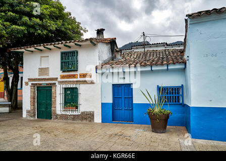 Les vieux bâtiments sur la place Chorro de Quevedo, Bogota, Colombie, Amérique du Sud Banque D'Images