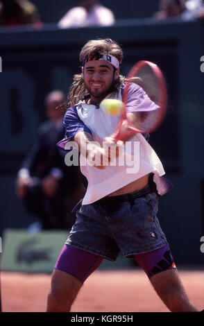 Andre Agassi lors de l'Open de France, 1991 Banque D'Images