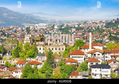 Vue aérienne de Sarajevo, capitale de la Bosnie-Herzegovine Banque D'Images