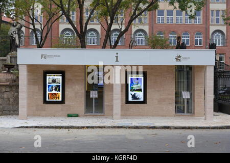 (Cimetière Kerepesi temető Kerepesi temető úti ou Kerepesi, nom officiel : nemzeti sírkert Fiumei úti, c.-à-d 'national' Cimetière Route Fiume) Banque D'Images