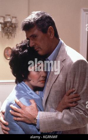 Le Mirror Crack'd (1980) Elizabeth Taylor , Rock Hudson Date : 1980 Banque D'Images