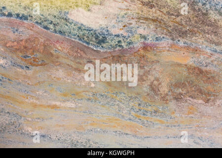 Mur de marbre jaune-beige avec motif décoratif. Banque D'Images