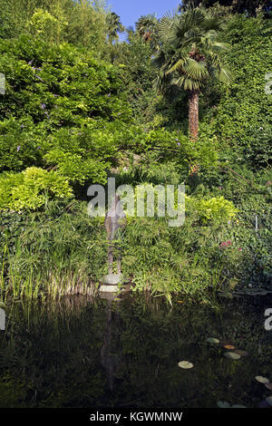 La Rose Garden est un espace vert et une vue panoramique magnifique, exposition de l'œuvre de Jean-Michel Folon, artiste belge. Florence, Italie Banque D'Images