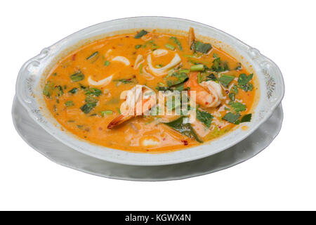 Thai Food appelé Tom Yum Goong recette de fruits de mer ou de fruits de mer thaï soupe épicée au restaurant Banque D'Images