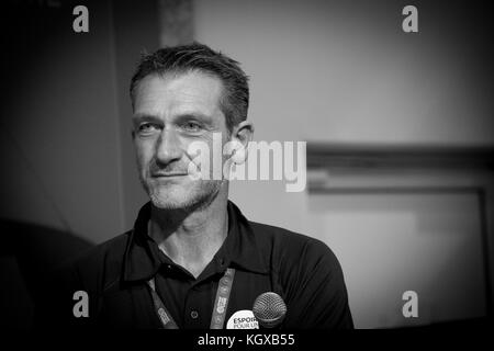 Skipper Portrait Noir et Blanc - Noir et blanc portrait de la batellerie. Christophe Bachmann Banque D'Images