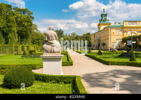 Wilanow, Varsovie - 5 août 2017 : beau jardin palais royal de Wilanow, Varsovie Pologne. Banque D'Images