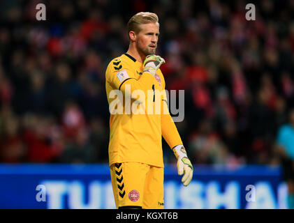 Kasper Schmeichel, gardien de but danois, lors de la coupe du monde de la FIFA, lors du match de qualification de la première jambe au stade Parken, à Copenhague. Banque D'Images