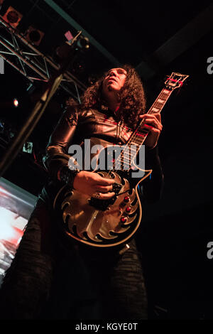 Milan, Italie. Nov 9, 2017. Le groupe de heavy metal américain Wasp effectue au Club de musique. Brambilla Simone Photography Live News Crédit : Simone Brambilla/Alamy Live News Banque D'Images