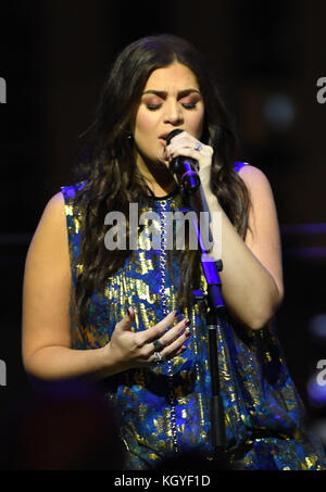 Nashville, Tennessee, États-Unis. 10 novembre 2017. Hillary Scott, Lady Antebellum. Le Hilton accueille Lady Antebellum avec une performance au Country Music Hall of Fame and Museum. Crédit : Dara-Michelle Farr/AdMedia/ZUMA Wire/Alamy Live News Banque D'Images