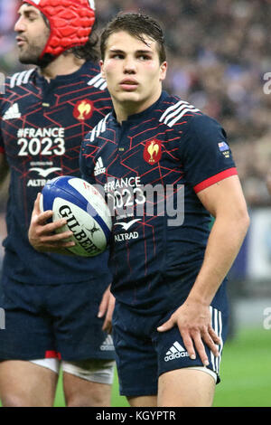 Paris, France. Nov 11, 2017. Antoine Dupont au cours de l'International test match entre la France et la Nouvelle-Zélande au Stade de France. Credit : SOPA/ZUMA/Alamy Fil Live News Banque D'Images