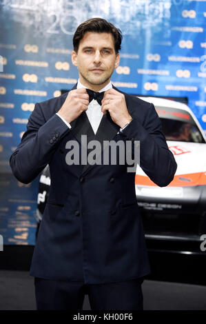 Johannes huebl assiste à la 19e gq men of the year awards 2017 au Komische Oper, le 9 novembre 2017 à Berlin, Allemagne. Banque D'Images