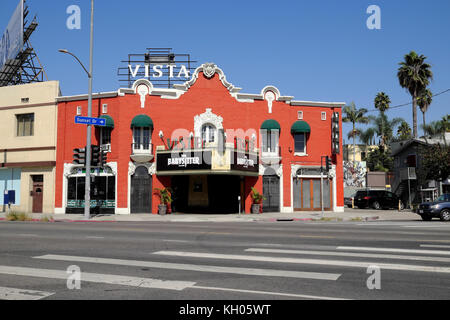 Baby-sitter film affiche à l'extérieur de l'édifice historique Vista Theatre Cinema sur Hollywood et Sunset Boulevard, California, USA KATHY DEWITT Banque D'Images
