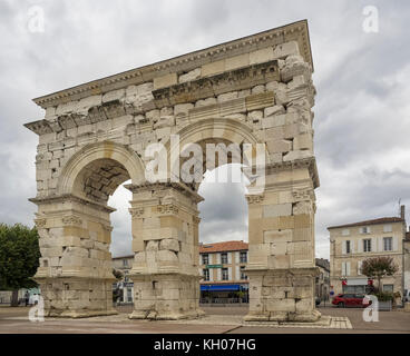 SAINTES, FRANCE - 09 SEPTEMBRE 2017 : l'Arc de Germanicus, une arche triomphale gallo-romaine Banque D'Images