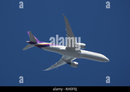 Chiang Mai, Thaïlande - 11 octobre 2017 : 787-900 boeing dreamliner hs et twb. thaiairway de décoller de l'aéroport Suvarnabhumi de Bangkok à Chiang Mai, sesana Banque D'Images