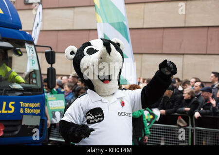 LONDRES - 11 NOVEMBRE 2017 : des personnes non identifiées défilent au Lord Mayor's Show annuel dans la ville de Londres le 11 novembre 2017. Le spectacle a lieu chaque année depuis 1189. Banque D'Images