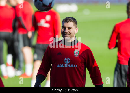 Cardiff, pays de Galles, Royaume-Uni, 13 novembre 2017. Sam Vokes, du pays de Galles, lors de son entraînement au Cardiff City Stadium avant le match amical international contre le Panama. Crédit : Mark Hawkins/Alamy Live News Banque D'Images