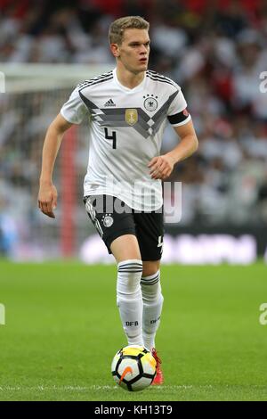 MATHIAS GINTER ALLEMAGNE & BORUSSIA MÖNCHENGLADBACH ANGLETERRE V ALLEMAGNE, INTERNATIONAL FRIENDLY WEMBLEY STADIUM, LONDRES, ANGLETERRE 10 NOVEMBRE 2017 GBB5162 STRICTEMENT À USAGE ÉDITORIAL SEULEMENT. Si Le Joueur Ou Les Joueurs Représentés Dans Cette Image Jouent Ou Jouent Pour Un Club Anglais Ou L'Équipe Nationale D'Angleterre. Ensuite, Cette Image Ne Peut Être Utilisée Qu'À Des Fins Éditoriales. Aucune Utilisation Commerciale. Les utilisations Suivantes Sont Également restreintes MÊME DANS UN CONTEXTE ÉDITORIAL : utilisation en association avec, ou partie de, tout contenu audio, vidéo, données, listes de structures, logos de clubs/ligues, Paris, Jeux ou tout autre service « en direct » non autorisé Banque D'Images