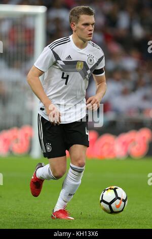 MATHIAS GINTER ALLEMAGNE & BORUSSIA MÖNCHENGLADBACH ANGLETERRE V ALLEMAGNE, INTERNATIONAL FRIENDLY WEMBLEY STADIUM, LONDRES, ANGLETERRE 10 NOVEMBRE 2017 GBB5204 STRICTEMENT À USAGE ÉDITORIAL SEULEMENT. Si Le Joueur Ou Les Joueurs Représentés Dans Cette Image Jouent Ou Jouent Pour Un Club Anglais Ou L'Équipe Nationale D'Angleterre. Ensuite, Cette Image Ne Peut Être Utilisée Qu'À Des Fins Éditoriales. Aucune Utilisation Commerciale. Les utilisations Suivantes Sont Également restreintes MÊME DANS UN CONTEXTE ÉDITORIAL : utilisation en association avec, ou partie de, tout contenu audio, vidéo, données, listes de structures, logos de clubs/ligues, Paris, Jeux ou tout autre service « en direct » non autorisé Banque D'Images