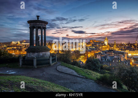 Vue depuis la nuit Carlton Hill. Banque D'Images