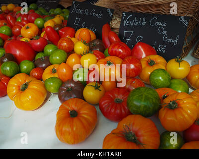 Légumes au marché Banque D'Images