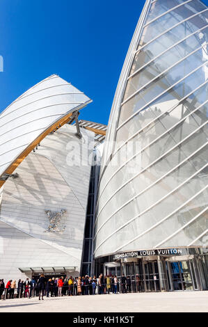 La France. Paris (75), 8ème arr. Fondation Louis Vuitton conçu par l'architecte Frank O. Gehry, à Paris, Bois de Boulogne Banque D'Images