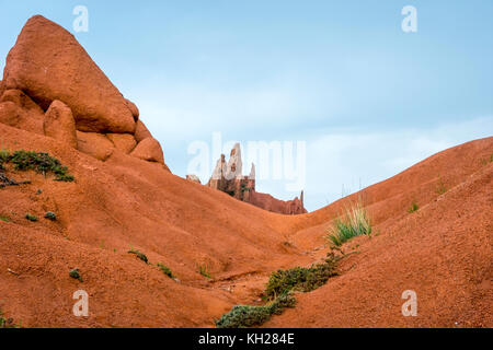 Formations rocheuses colorées dans skazka conte aka canyon, Kirghizistan Banque D'Images