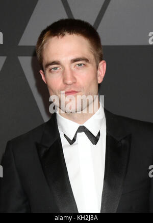 Hollywood, CA - 11 NOVEMBRE : Robert Pattinson à la AMPAS 9ème Annual Governor Awards à la salle Dolby Ballroom à Hollywood, Californie, le 11 novembre 2017. Crédit: David Edwards/Mediapunch Banque D'Images