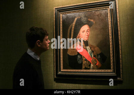 Londres, Royaume-Uni. 13 novembre, 2017. Le portrait de perdu guzzardi vice amiral Lord Nelson s'expose à la philip mould Gallery de Londres après qu'elle a été restaurée montrant l'amiral Lord Nelson, cicatrices du visage et l'absence de sourcil qu'il a subies à la bataille du Nil en 1798 la lutte contre la flotte française de Napoléon. La peinture a été redécouvert à partir d'une collection privée américaine par un marchand d'art et de l'intervenant programme bbc fake ou fortune, et avait déjà été repeints qui inclus l'enlèvement de peinture qui avaient couvert jusqu'Lord Nelson, crédit imperfections : amer ghazzal/Alamy live news Banque D'Images