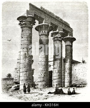 Vue ancienne de colonnes de temple Armant (recicled au 19ème siècle pour construire une usine de sucre). Par De Bar, à l'éditeur sur le Tour du Monde, Paris, 1863 Banque D'Images