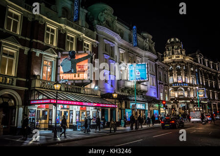 Thriller et Jamie sur Shaftesbury Avenue, dans les théâtres londoniens. Banque D'Images