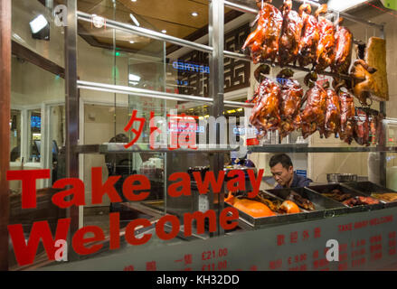 Chinois aromatiques croustillant de canard sur l'affichage dans China Town, Londres, Angleterre, Royaume-Uni. Banque D'Images