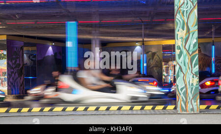 Voitures de butoir,motion blurred Prater Vienne Autriche 26.Août 2017 Banque D'Images