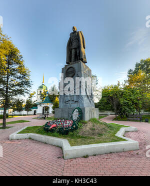 Monument de l'amiral Koltchak près du monastère znamensky à Irkoutsk, en Russie, à l'aube. chef de la forces blanches pendant la guerre civile russe. Banque D'Images