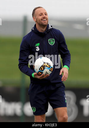 David Meyler, de la République d'Irlande, lors d'une session de formation au Centre national de formation FAI, à Dublin. Banque D'Images