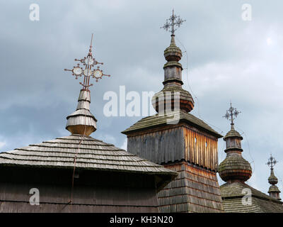 Église en bois de Ruthène ST. Paraskewa en plein air musée Skanzen près de Svidnik, Presovsky kraj, Slovaquie, Europe Banque D'Images