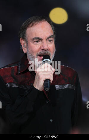 Washington, DC - 03 JUILLET : Neil Diamond lors D'UN Concert du Capitole du quatrième jour de l'indépendance 2013, répétition au National Mall le 3 juillet 2013 à Washington, DC. Crédit : mpi34/MediaPunch Inc. Banque D'Images